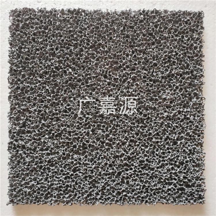 广嘉源新材料生产的通孔型泡沫铝，使得泡沫铝结构更加符合吸音结构。